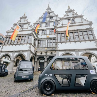 Robert Habeck, Bundesminister für Wirtschaft und Klimaschutz der Bundesrepublik Deutschland, diskutiert im und am Paderborner Rathaus über das Thema "Neue Mobilität". +++ Foto: Besim Mazhiqi